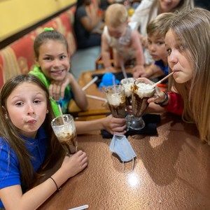 Meet your Posher, Emma